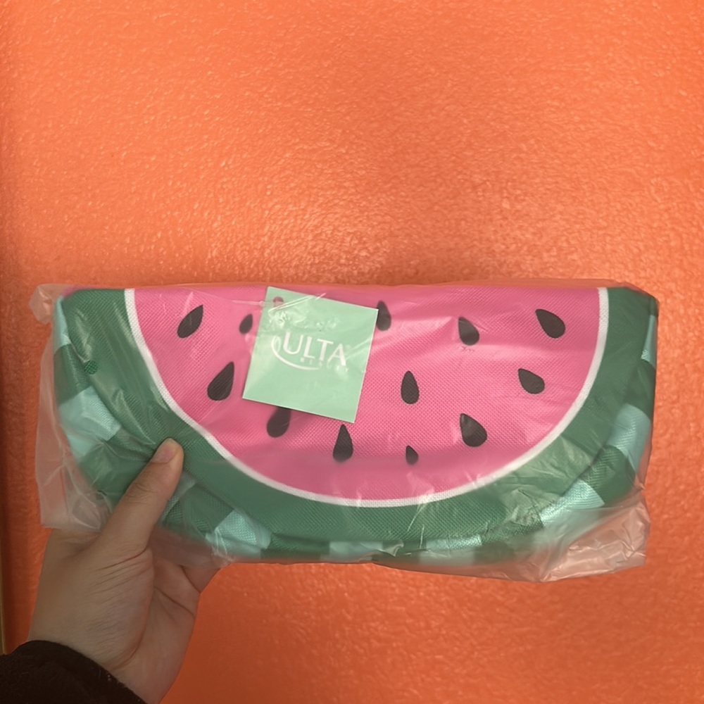 Ulta Fanny pack - Picture 2 of 2